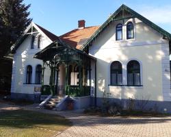 Szalay Villa