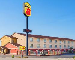 Super 8 by Wyndham San Antonio/I-35 North