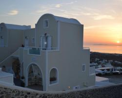 Kiklamino Sunset Studios