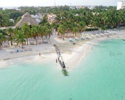 Hotel Cabanas Maria Del Mar
