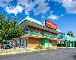 Econo Lodge & Suites Spokane