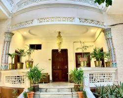 Shree Ganesha Palace Near Kashi Vishwanath Temple
