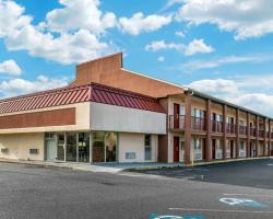 Econo Lodge Northeast