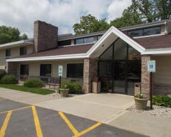 Boarders Inn and Suites by Cobblestone Hotels - Ripon