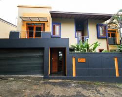 OYO 437 Amali Residence