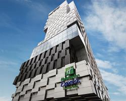 Holiday Inn Express Bangkok Siam, an IHG Hotel