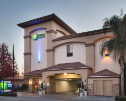 Holiday Inn Express Redwood City Central, an IHG Hotel