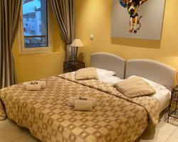 Cannes Holiday Suites