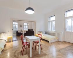 Perfect Days Apartments Karlin