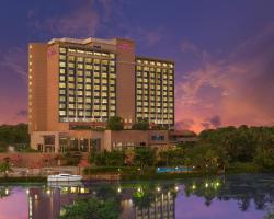 Crowne Plaza Kochi, an IHG Hotel