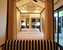 99 The Gallery Hotel