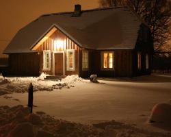 Roosisaare Holiday Home