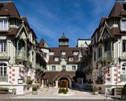 Hôtel Barrière Le Normandy