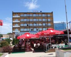 Kristal Hotel