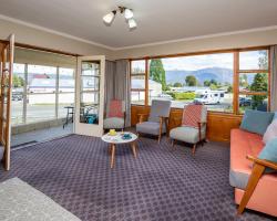 Grand View - Te Anau Holiday Home