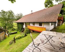 Traditional Apartment in Altreichenau near the Forest