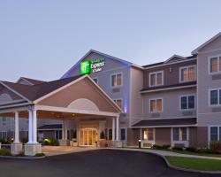Holiday Inn Express & Suites Tilton, an IHG Hotel