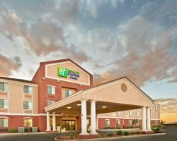 Holiday Inn Express & Suites Willcox, an IHG Hotel