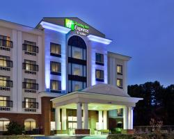 Holiday Inn Express & Suites Wilson-Downtown, an IHG Hotel