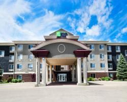 Holiday Inn Express Hotel & Suites Grand Forks, an IHG Hotel