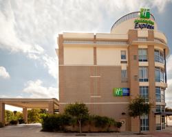 Holiday Inn Express Hotel & Suites San Antonio - Rivercenter Area, an IHG Hotel