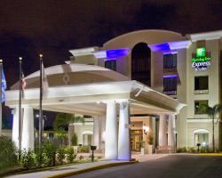 Holiday Inn Express Hotel & Suites Tampa-USF-Busch Gardens by IHG