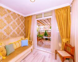 Walnut Shell Hotel