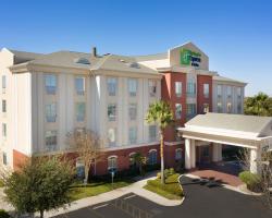 Holiday Inn Express Uvalde, an IHG Hotel