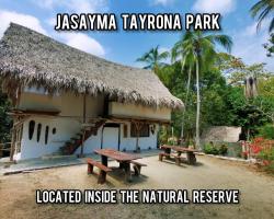 Hotel Jasayma dentro del Parque Tayrona