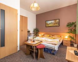 Pension a Restaurace U Mydlářů
