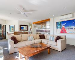 Nautilus Beachfront Villas & Spa