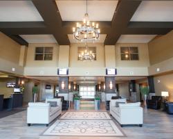 Pomeroy Inn & Suites at Olds College