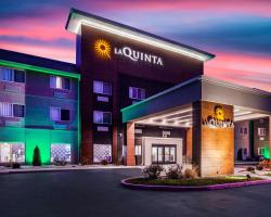 La Quinta Inn and Suites by Wyndham Elkhart