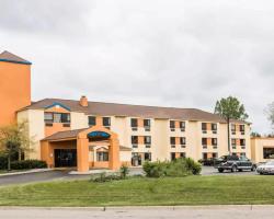 Days Inn by Wyndham Flint/Bishop International Airport