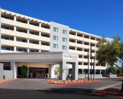 Four Points by Sheraton Phoenix South Mountain