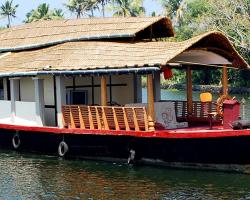 Skylark House Boats