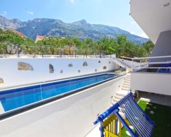 Apartments Makarska