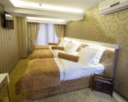 Golden Rain Hotel Old City