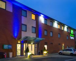 Holiday Inn Express Bedford by IHG