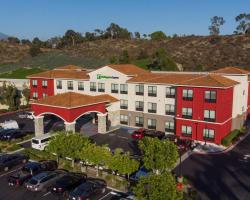 Holiday Inn Express & Suites - Lake Forest, an IHG Hotel