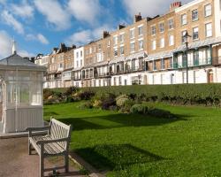 The Royal Harbour Hotel