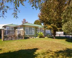 Accommodation Fiordland -The Three Bedroom House at 226A Milford Road