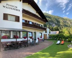 Pension & Apartments Waldkrieber