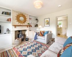 Brooks' View - Romantic Cottage Escape with Picturesque Riverside Gardens in Bath