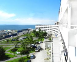 A Hotel Amur Bay
