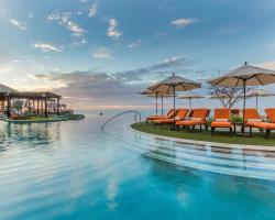 Grand Solmar Land's End Resort & Spa