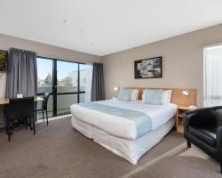 ASURE Macy's Motor Inn