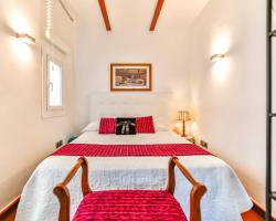 Ghat Apartments Montroig