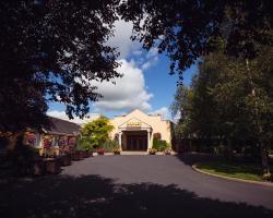 Hamlet Court Hotel