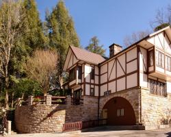 Tudor Inn Gatlinburg B&B